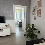 Lirin Apartment *