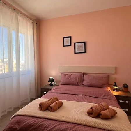Apartment Lirin *