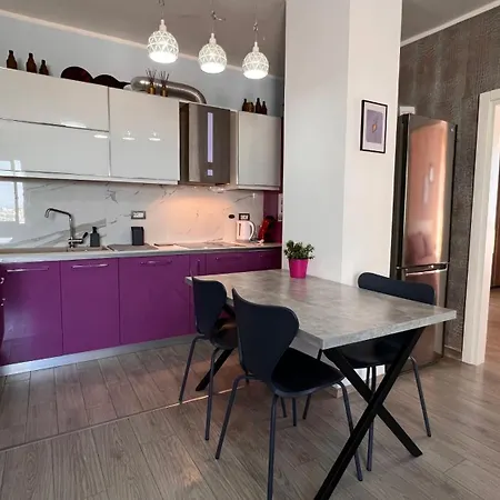 Lirin Apartment *