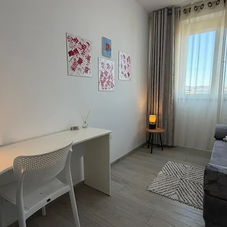 Lirin * Durrës